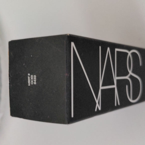 Nars All day luminous weightless foundation.Brand New .see the pictures - Picture 2 of 5